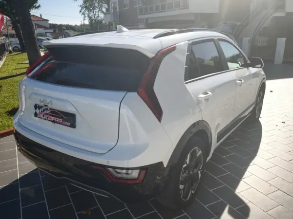 Kia Niro EV 64kWh Tech X 6
