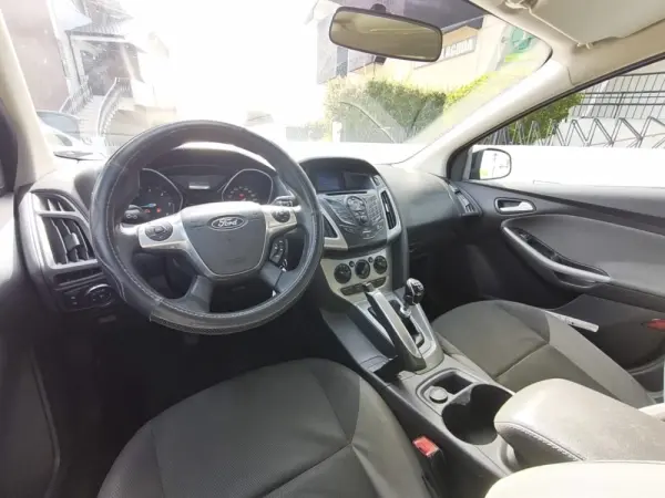 Ford Focus SW 1.6 TDCi Titanium 5