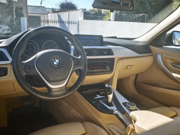 BMW 320 d Aut. Blue Performance Modern Line 10