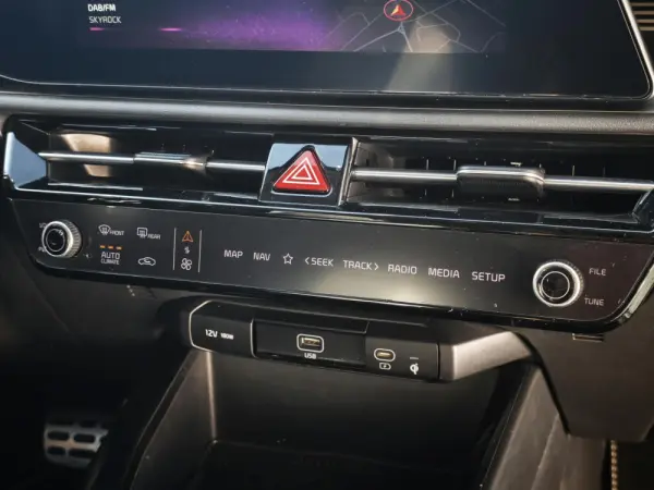 Kia Niro EV 64kWh Tech X 27