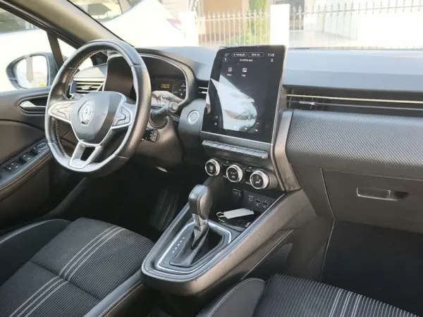 Renault Clio 1.6 E-Tech Full Hybrid RS Line 29