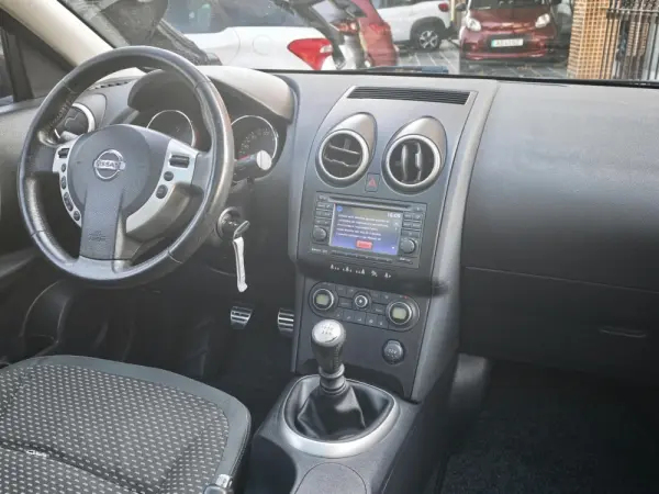 Nissan Qashqai +2 1.5 dCi Tek Pre.P.Cast 18 20