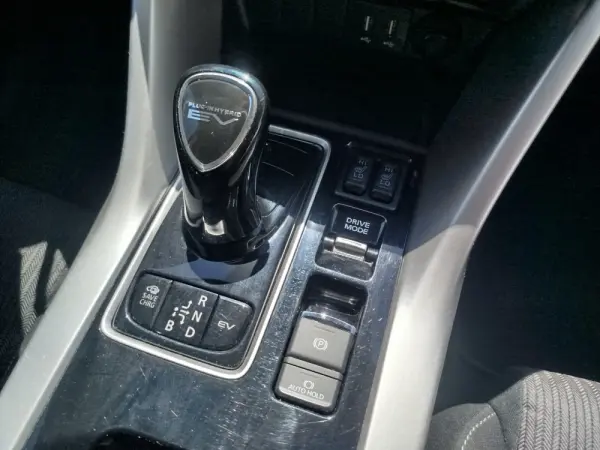 Mitsubishi Eclipse Cross 2.4 PHEV Black Edition 3