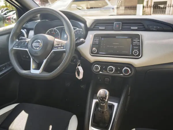 Nissan Micra 1.5 dCi N-Connecta Moonlight S/S 12