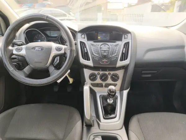 Ford Focus SW 1.6 TDCi Titanium 10