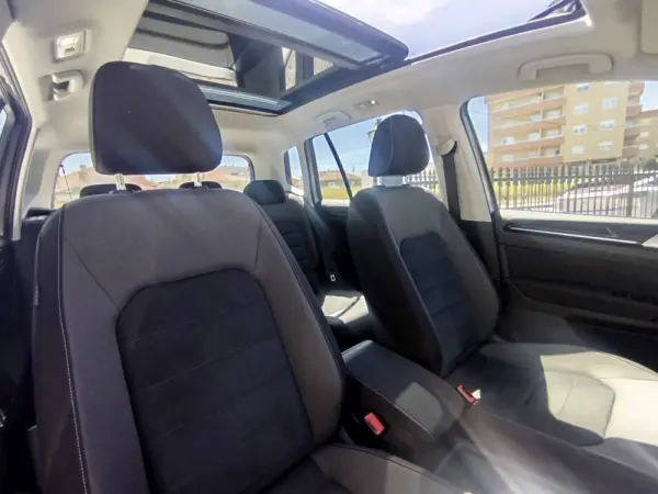 Volkswagen Golf 1.0 TSI OPF DSG Comfortline 9