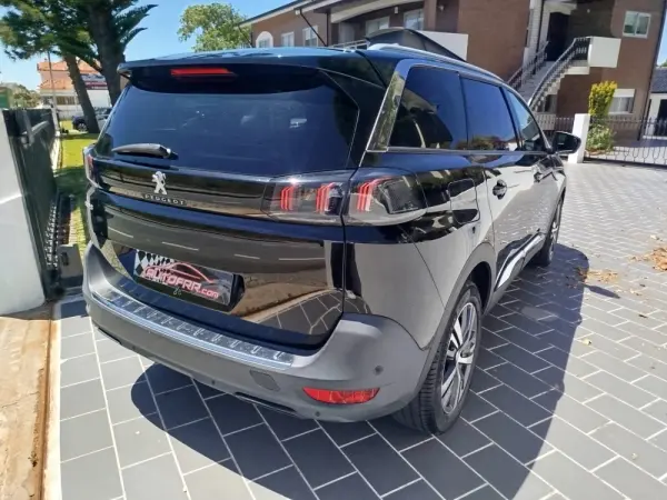 Peugeot 5008 1.2 PureTech Allure Pack 33