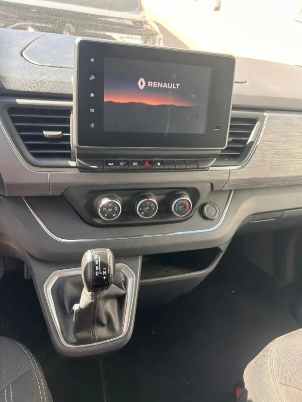 Renault Trafic Grand space Nomad 9