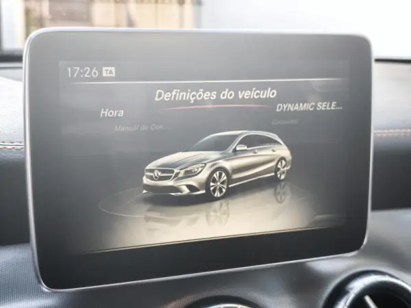 Mercedes-Benz CLA 220 (CDI) d 4Matic 7G-DCT Orange Art Edition 21