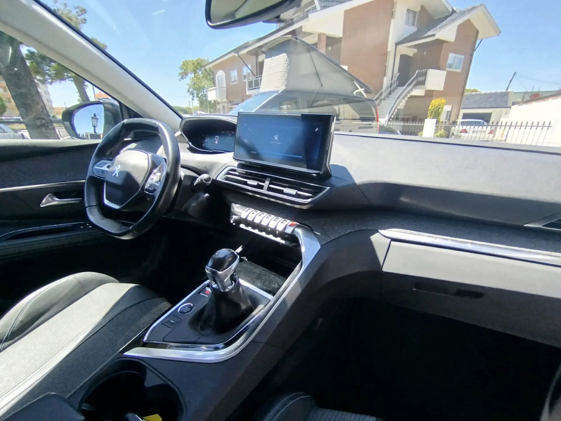 Peugeot 5008 1.2 PureTech Allure Pack 18