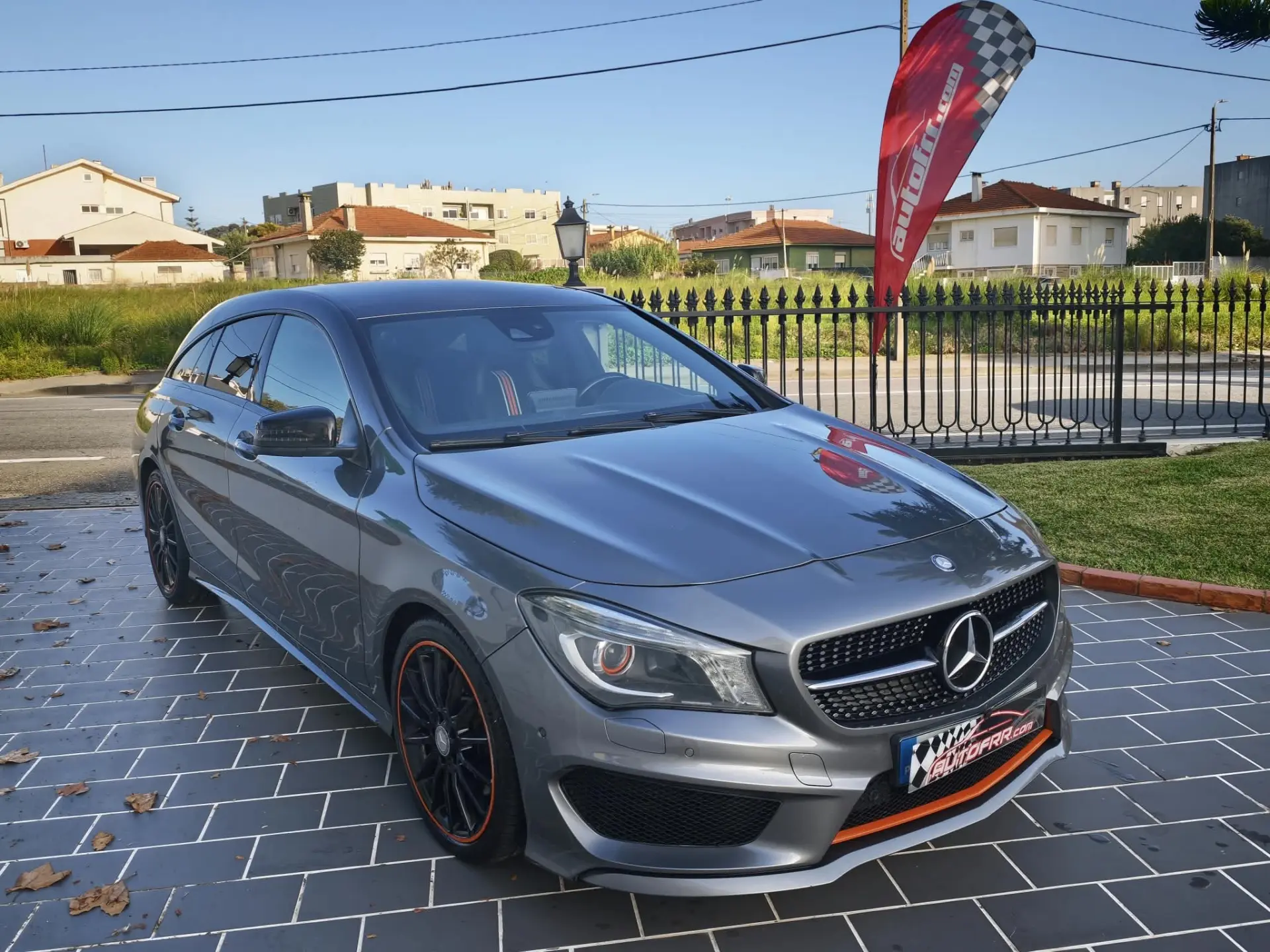 Mercedes-Benz CLA 220 (CDI) d 4Matic 7G-DCT Orange Art Edition 10