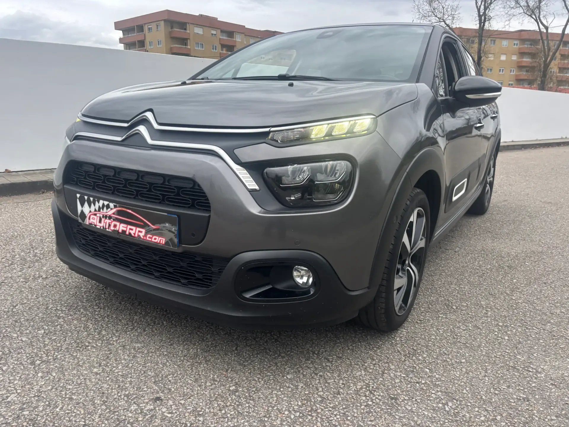 Citroen C3 1.2 PureTech Shine 3