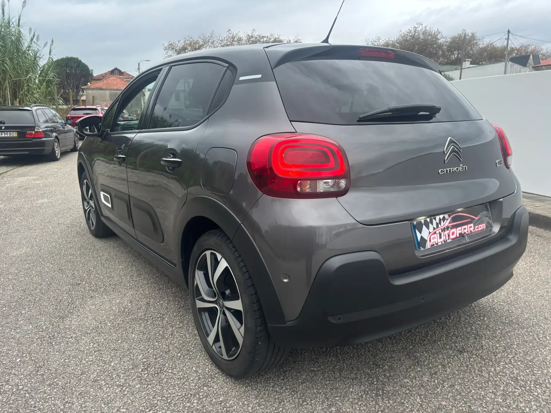 Citroen C3 1.2 PureTech Shine 8