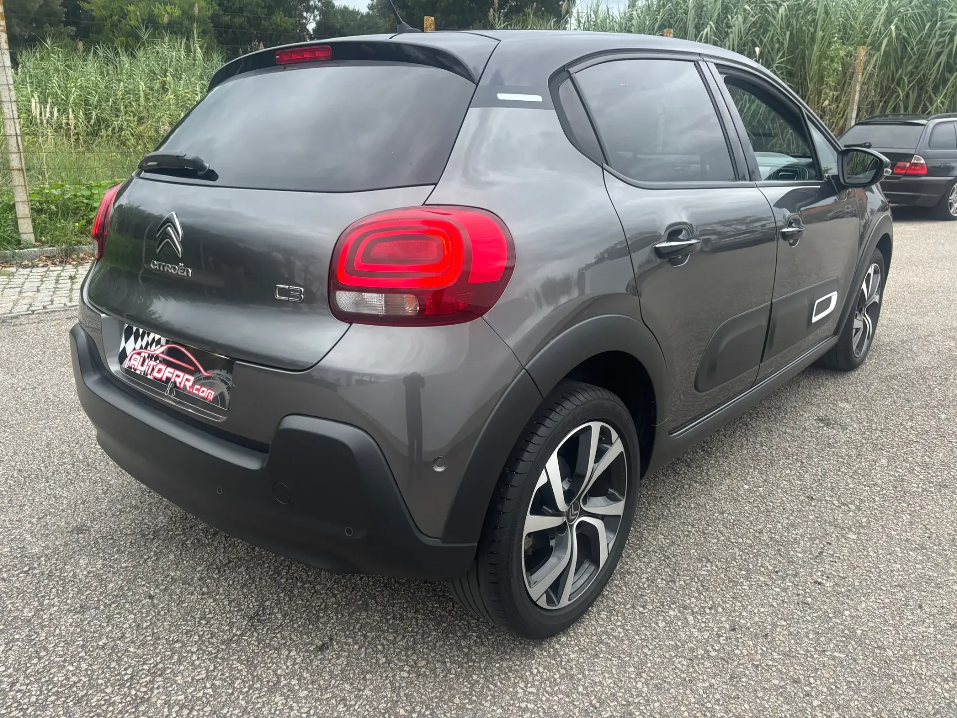 Citroen C3 1.2 PureTech Shine 13