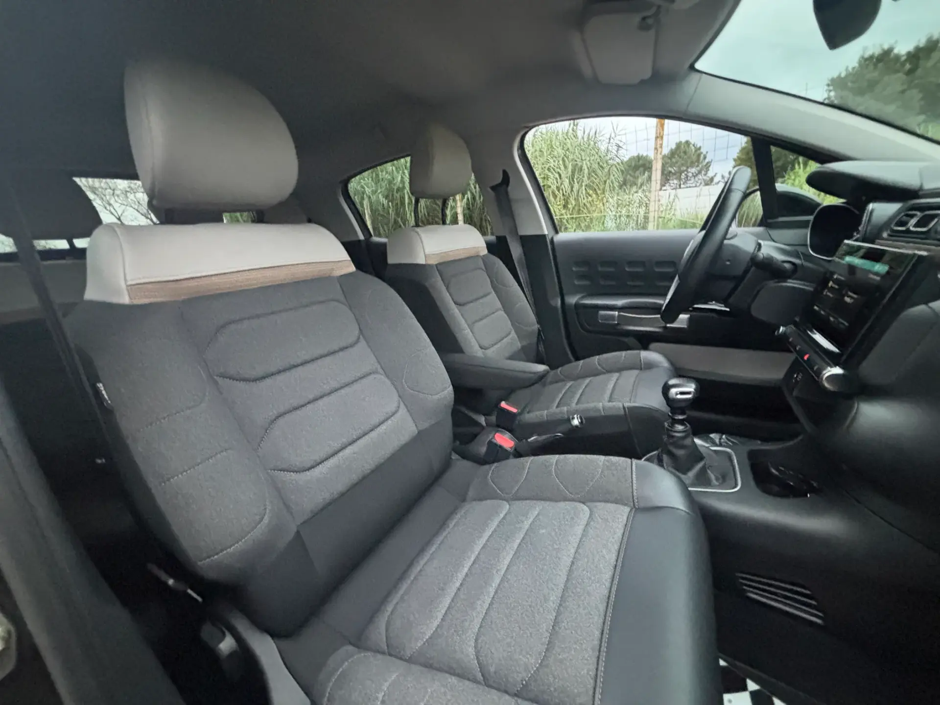 Citroen C3 1.2 PureTech Shine 22