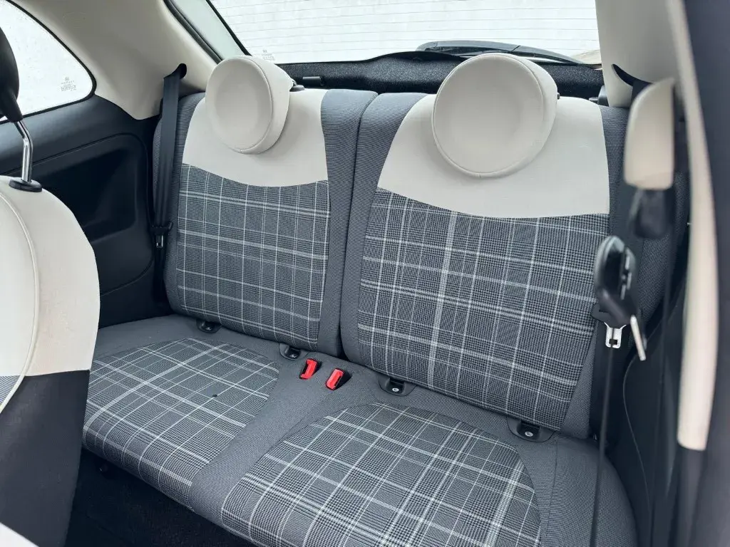 Fiat 500 1.0 Hybrid Pop 10