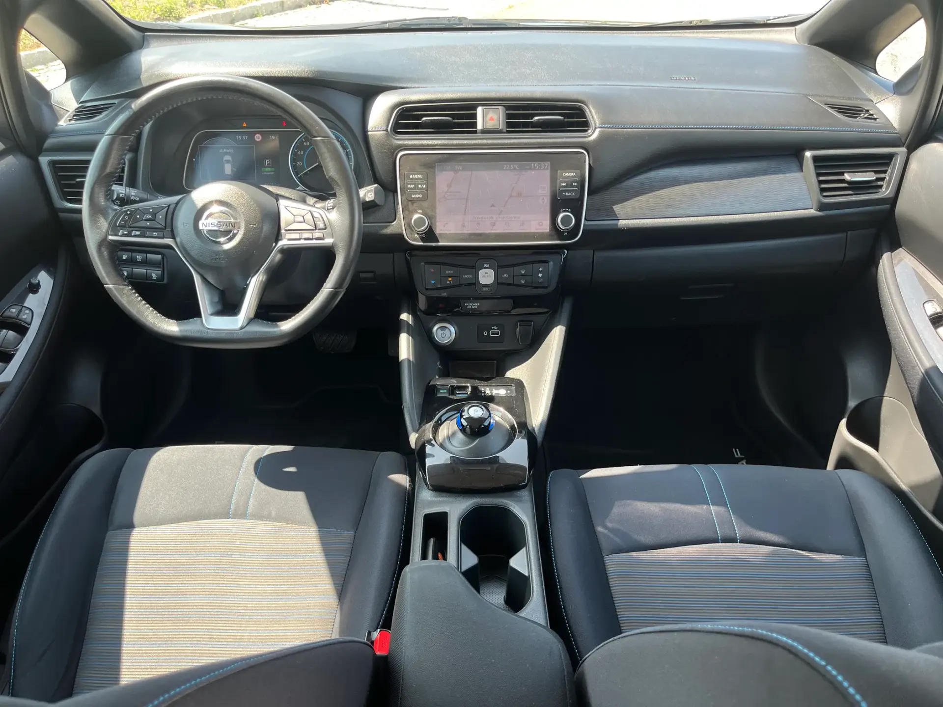 Nissan Leaf 40 kWh TEKNA 13