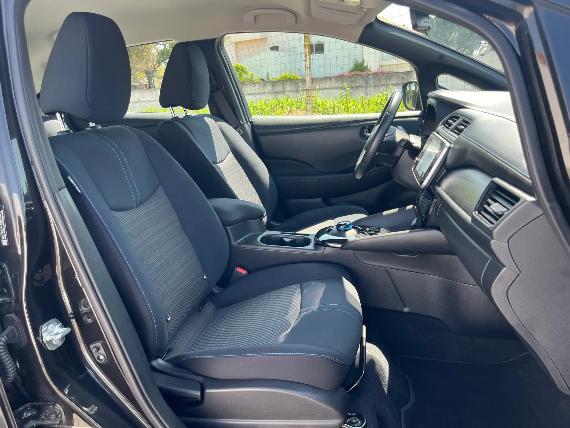 Nissan Leaf 40 kWh TEKNA 26