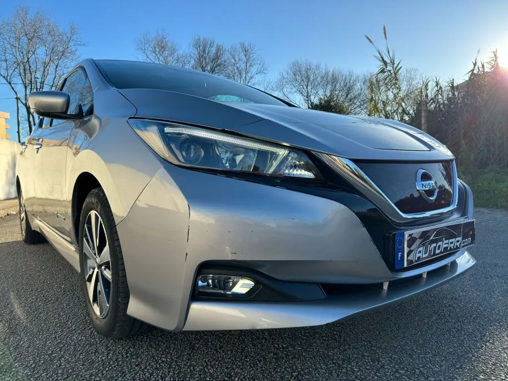 Nissan Leaf Tekna ProPilot Park 1