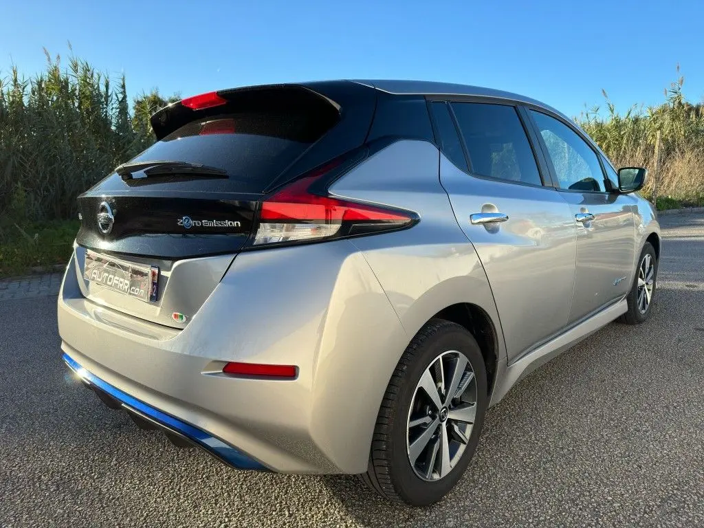 Nissan Leaf Tekna ProPilot Park 5