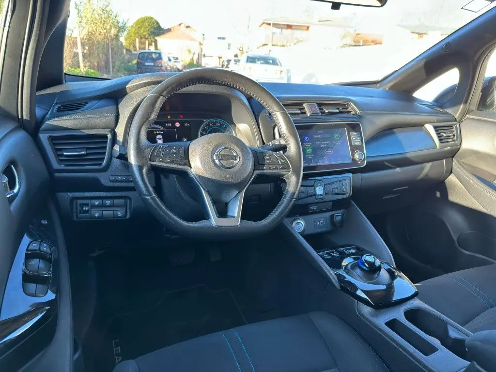Nissan Leaf Tekna ProPilot Park 9