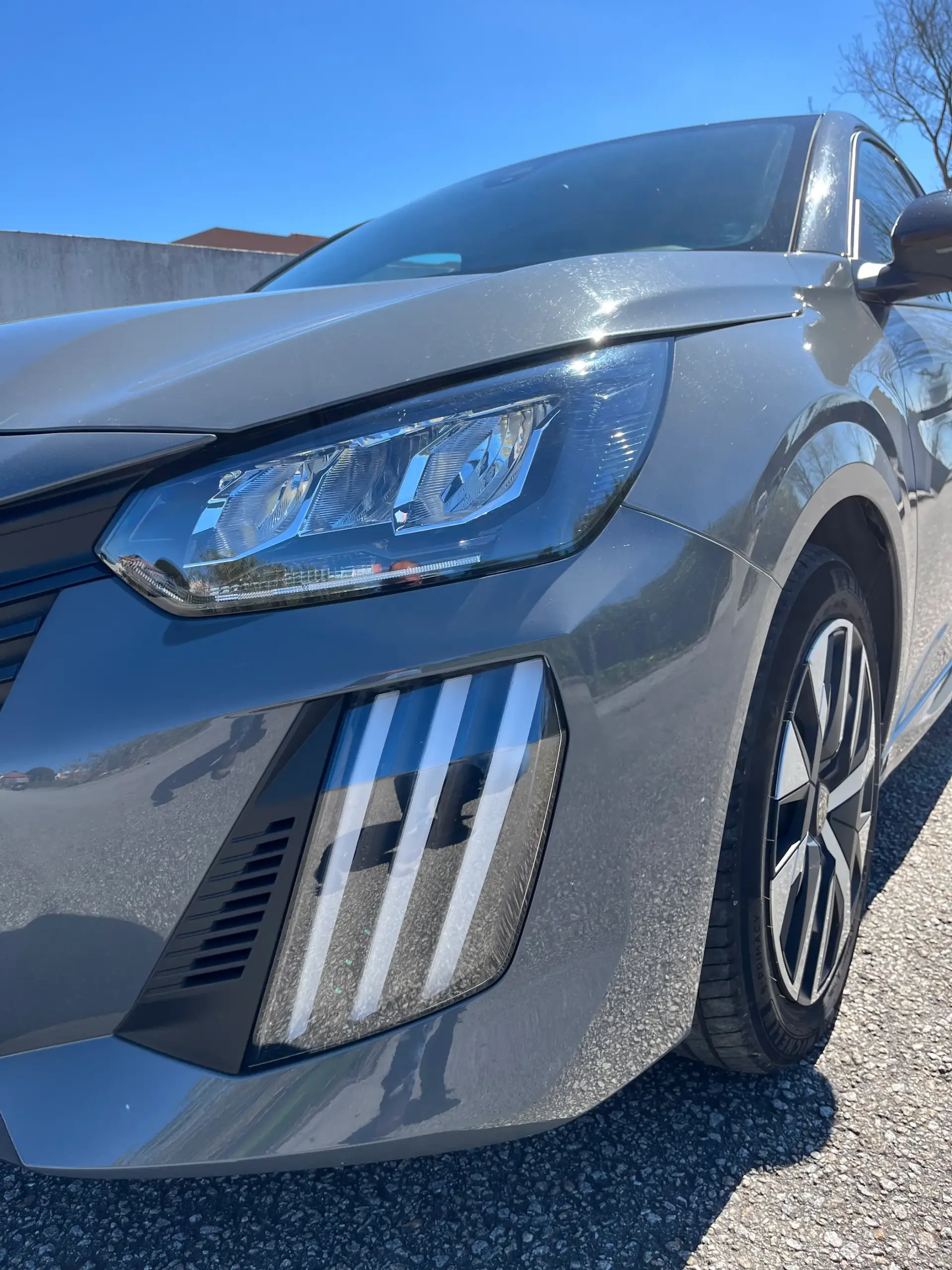Peugeot 208 1.2 PureTech Like 5
