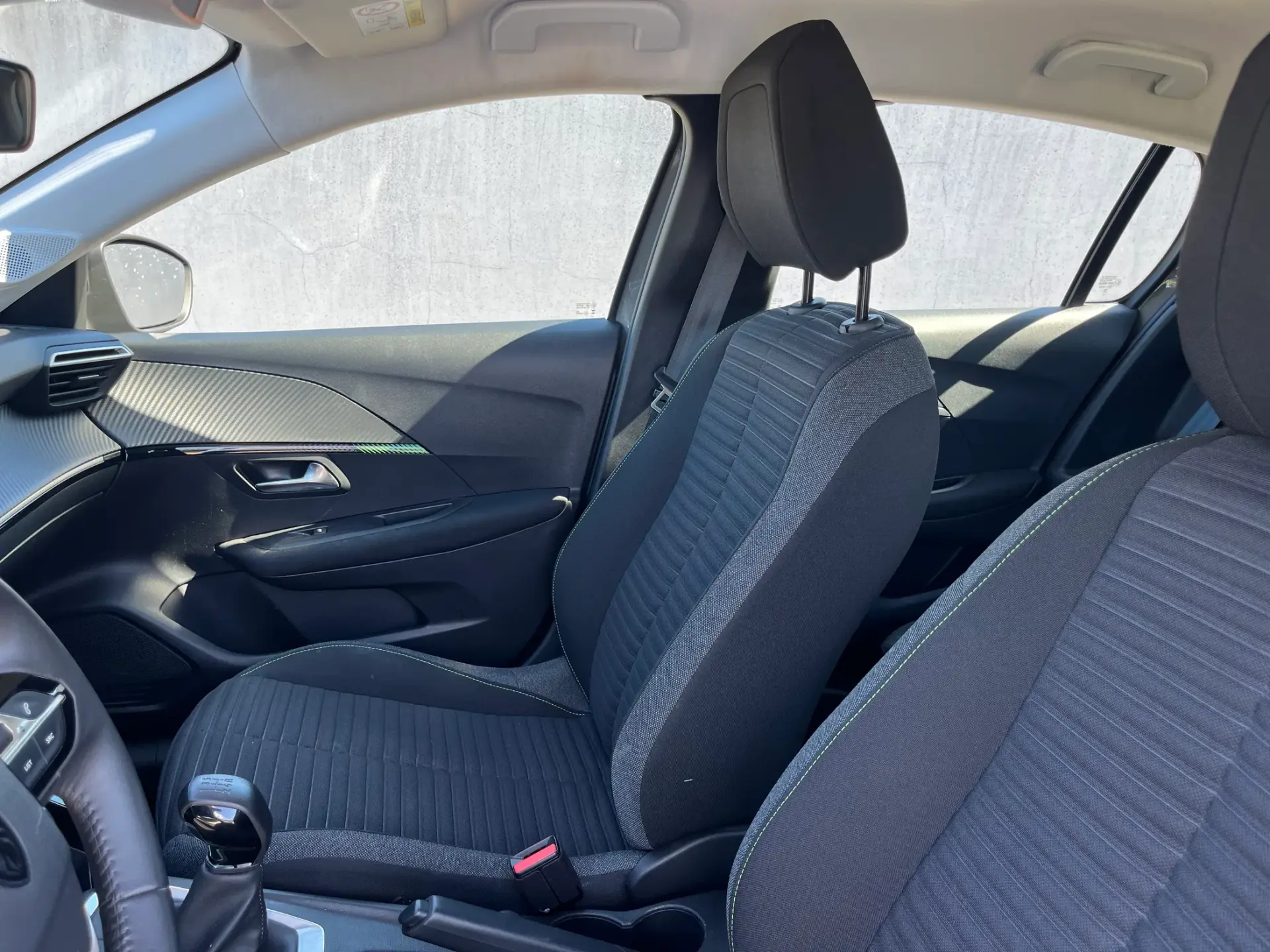 Peugeot 208 1.2 PureTech Like 17