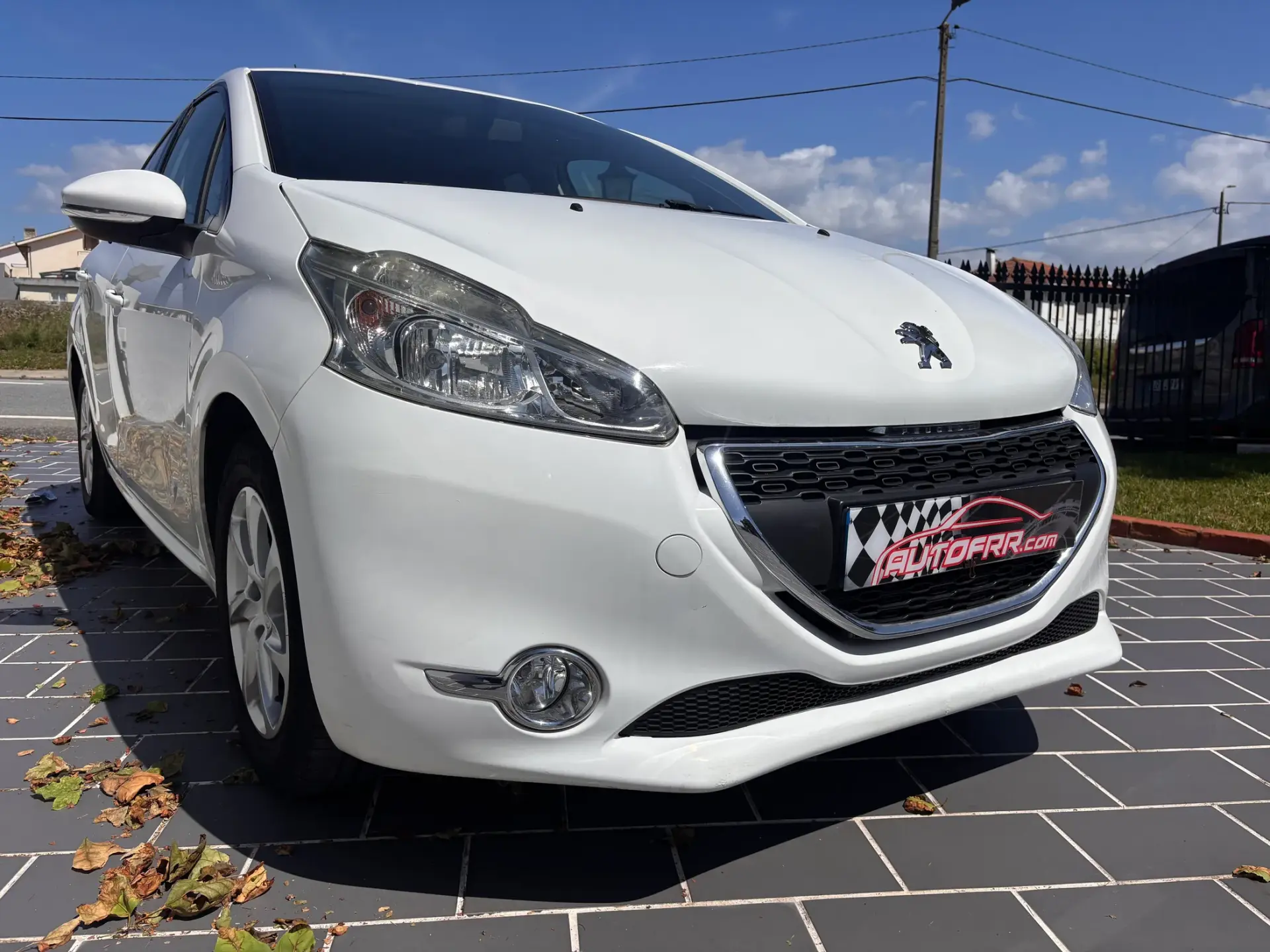 Peugeot 208 1.4 HDi Allure 1