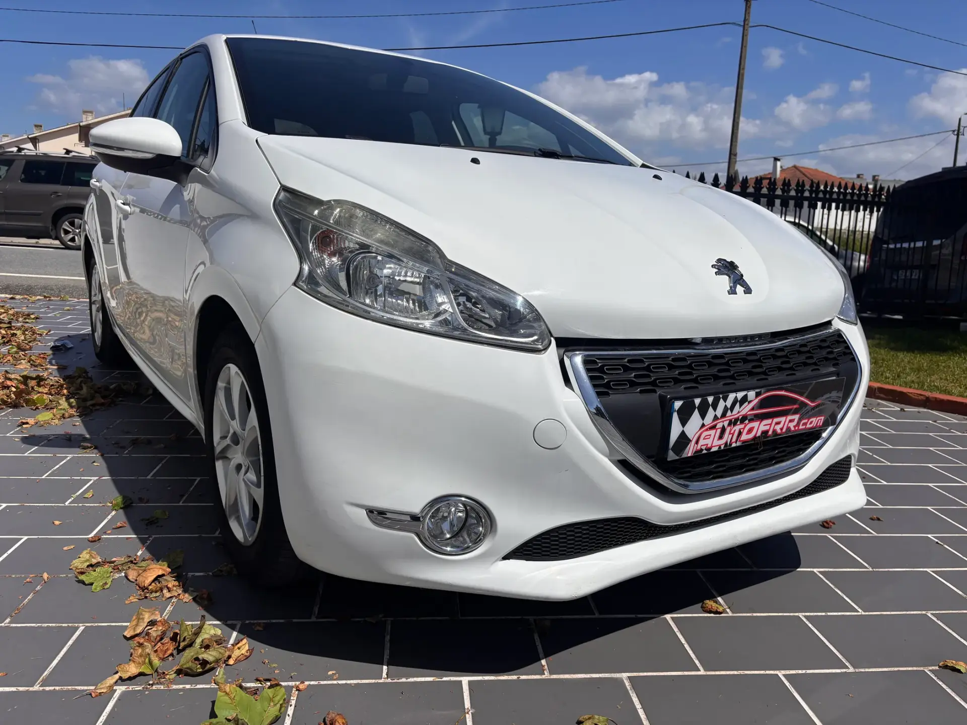 Peugeot 208 1.4 HDi Allure 2
