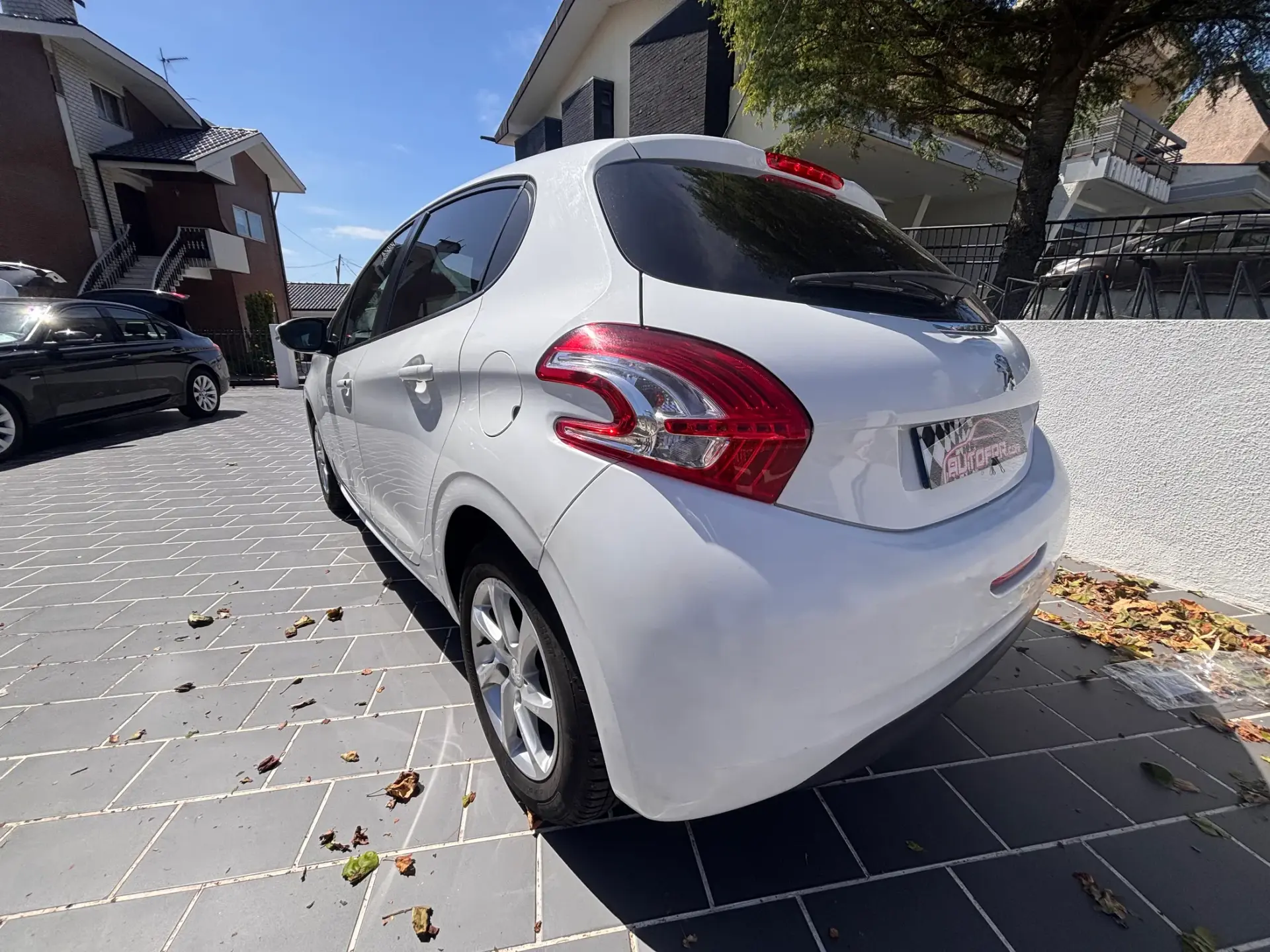 Peugeot 208 1.4 HDi Allure 4