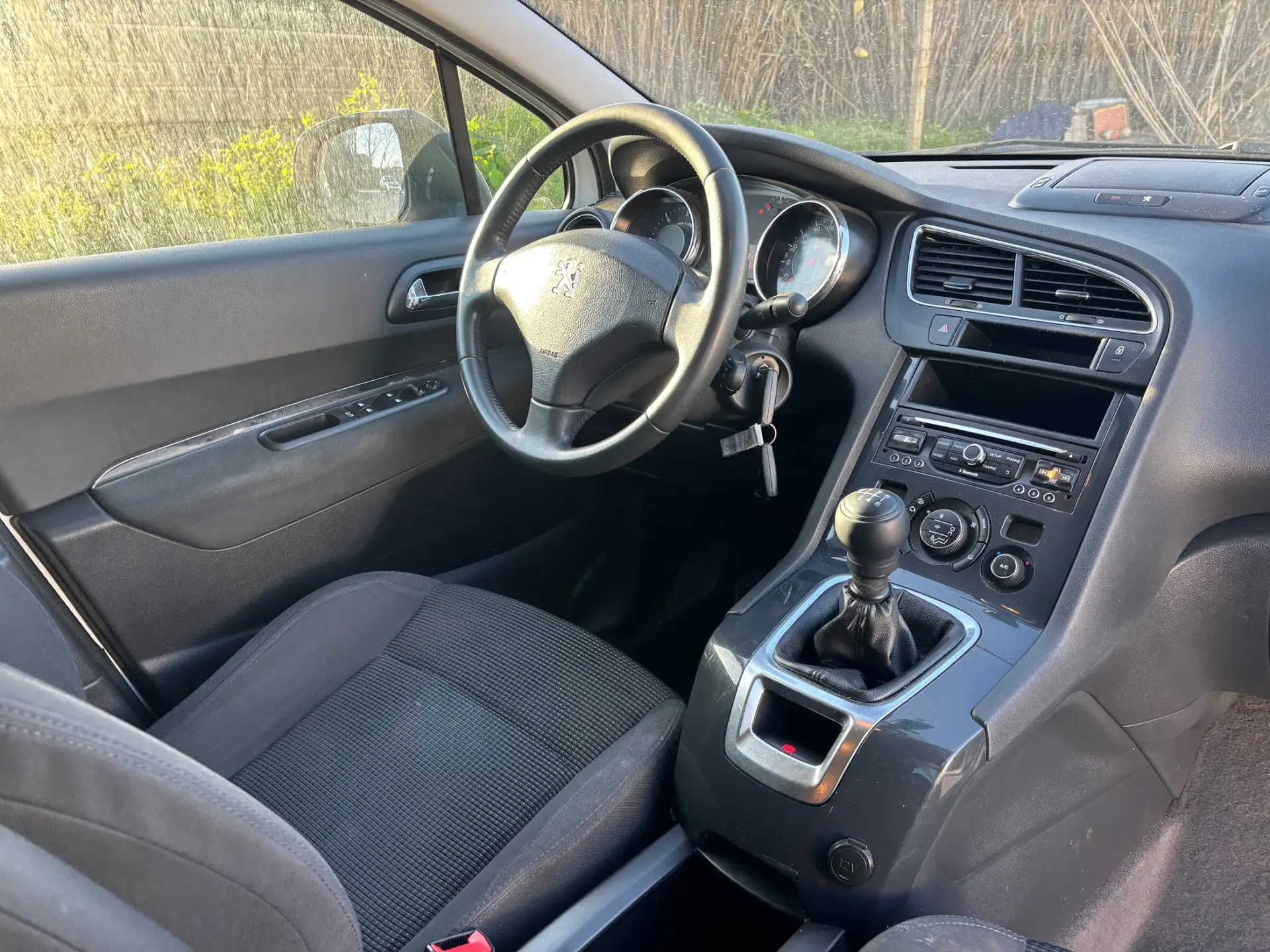 Peugeot 5008 1.6 HDi 7L Allure 5