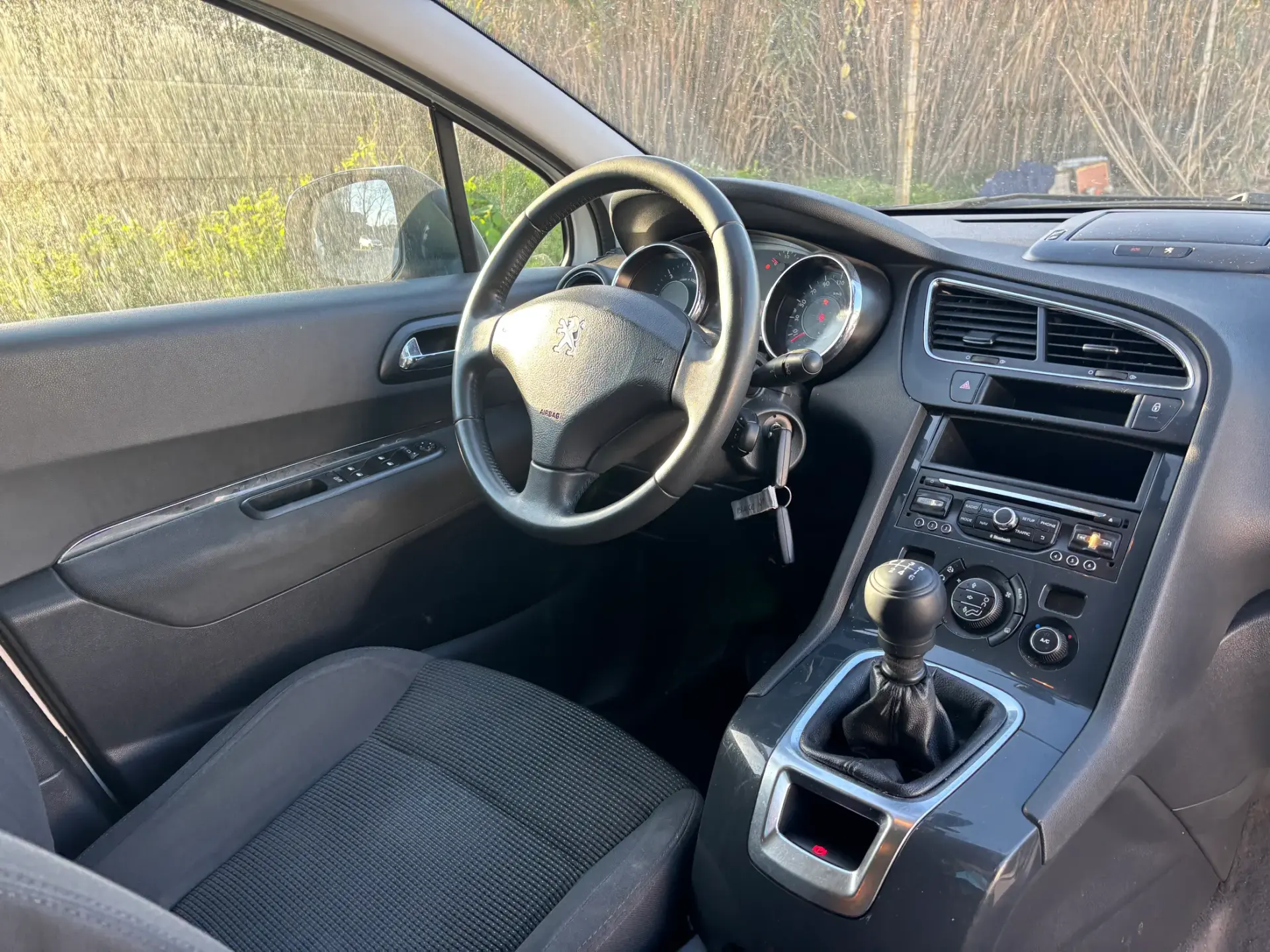 Peugeot 5008 1.6 HDi 7L Allure 10
