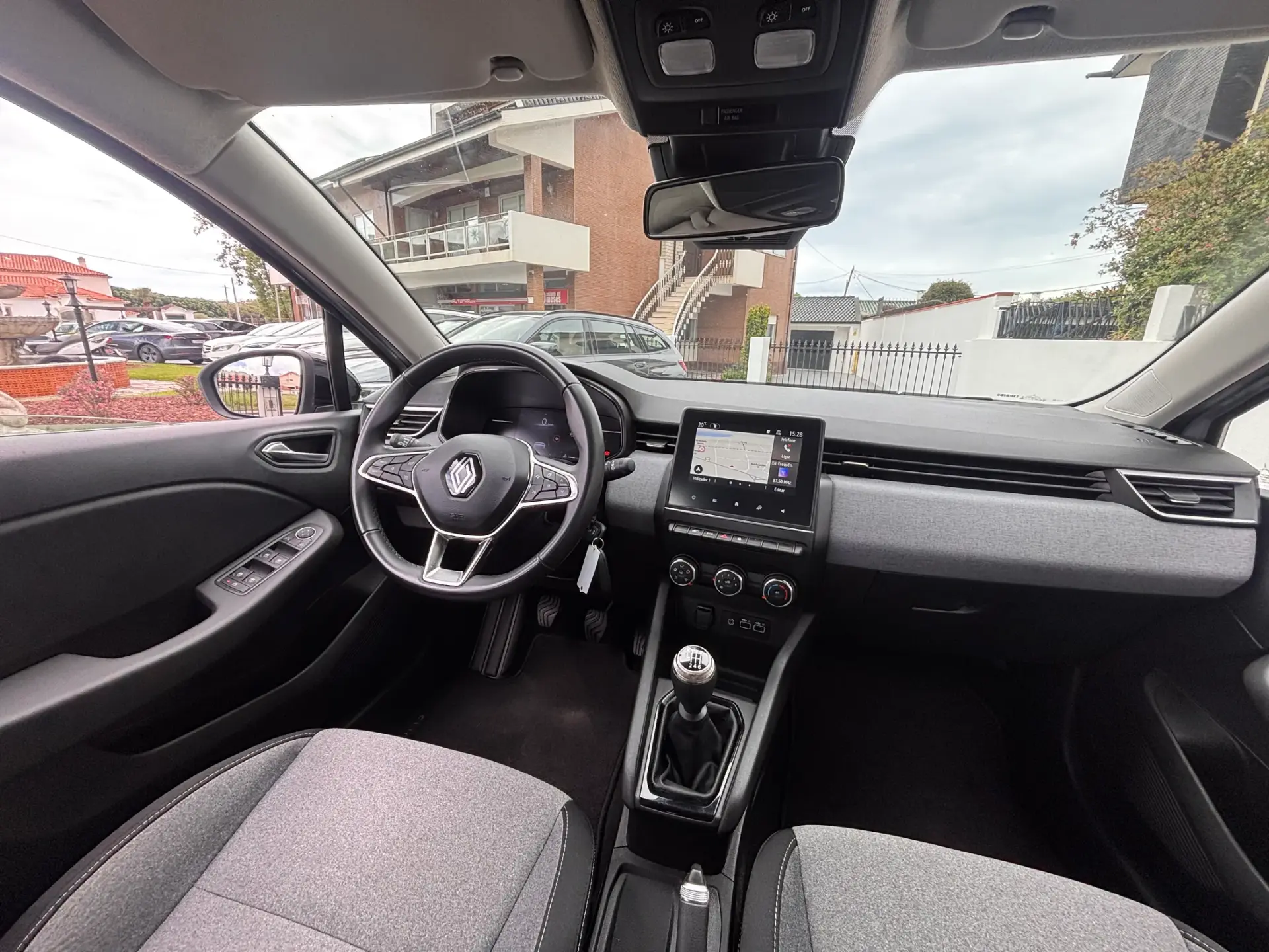 Renault Clio 1.5 Blue dCi Evolution 23