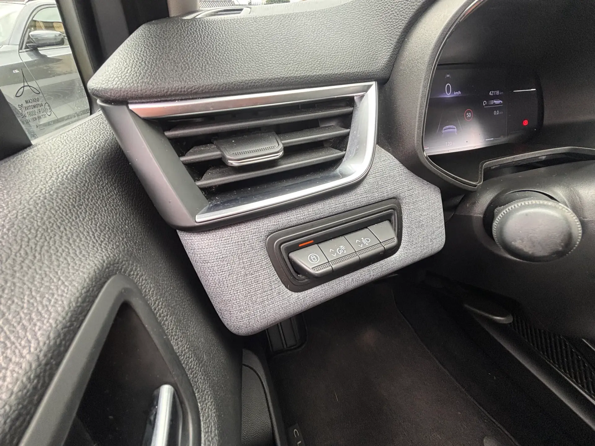 Renault Clio 1.5 Blue dCi Evolution 27