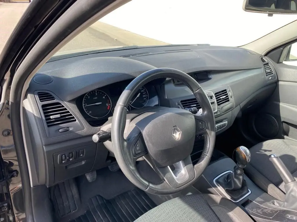 Renault Laguna Break 1.5 dCi Dynamique S 7