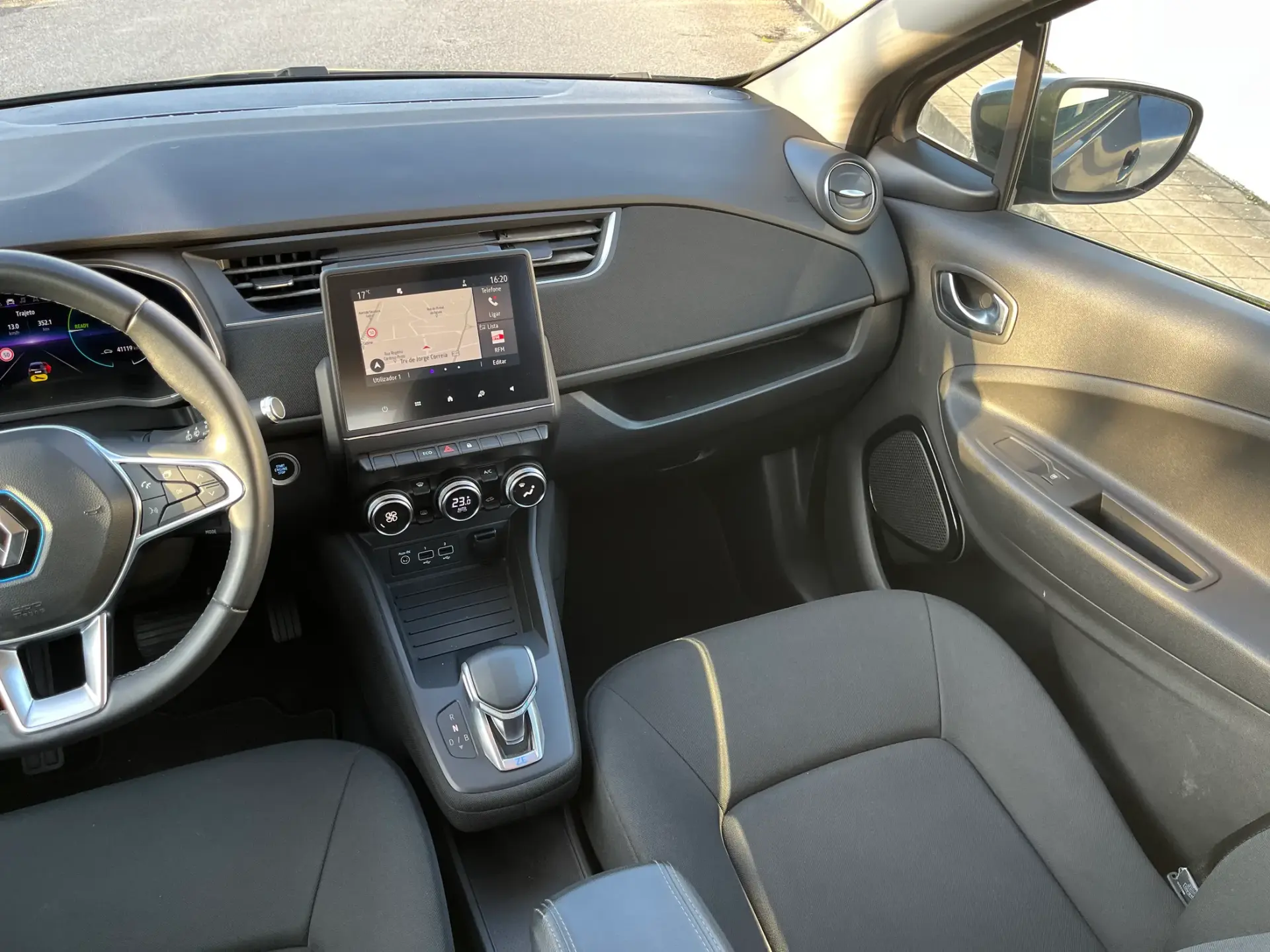 Renault Zoe (c/ Bateria) Zen 50 26