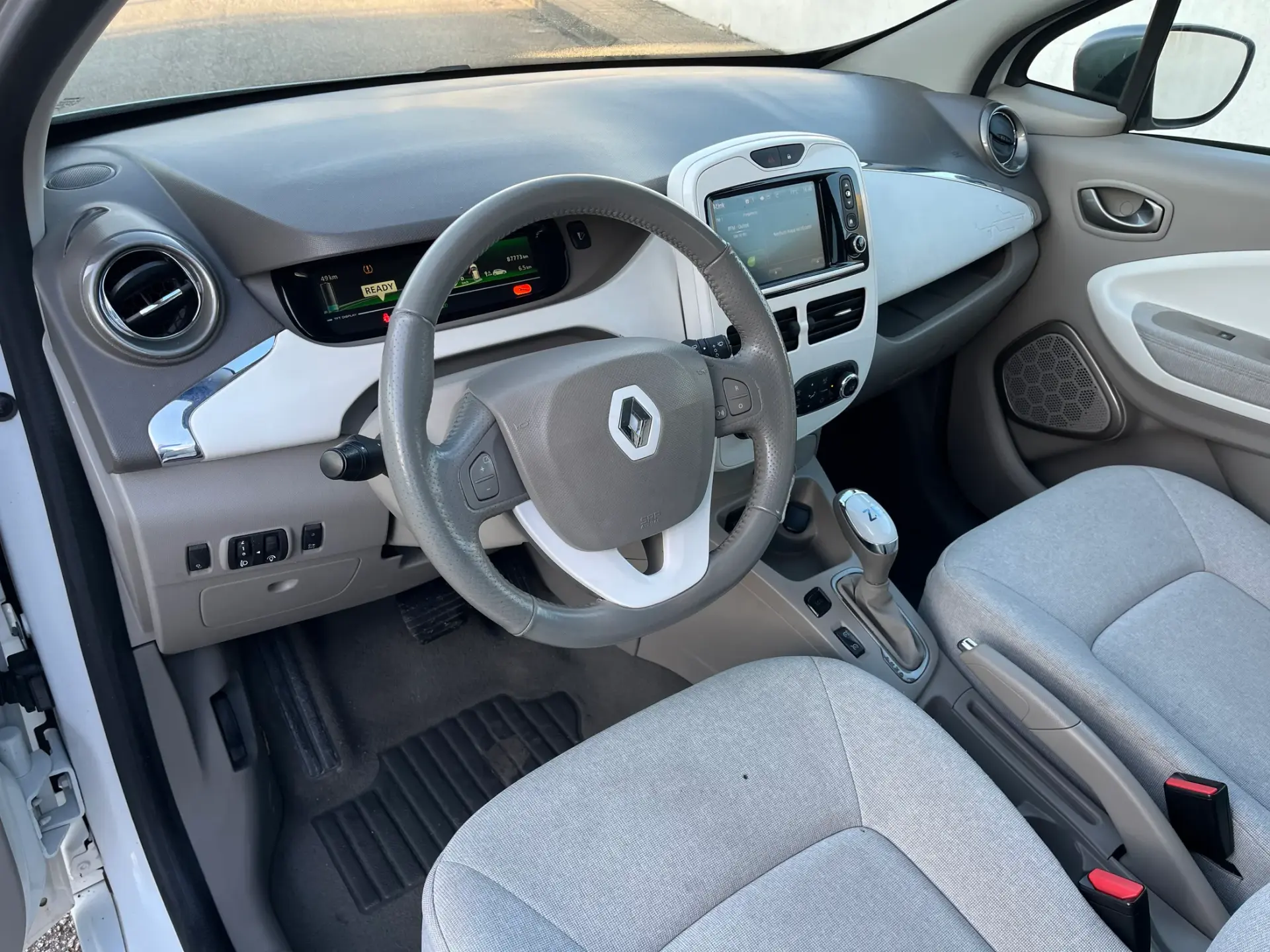 Renault Zoe (c/ Bateria) Z.E. 40 LIFE 16