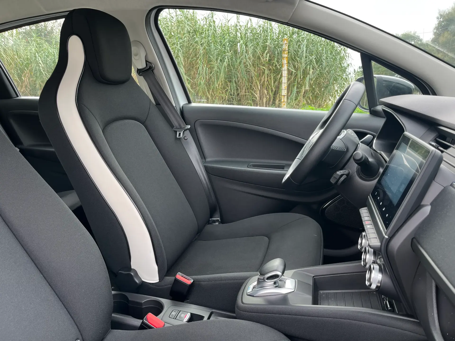 Renault Zoe (c/ Bateria) Intens 50 26