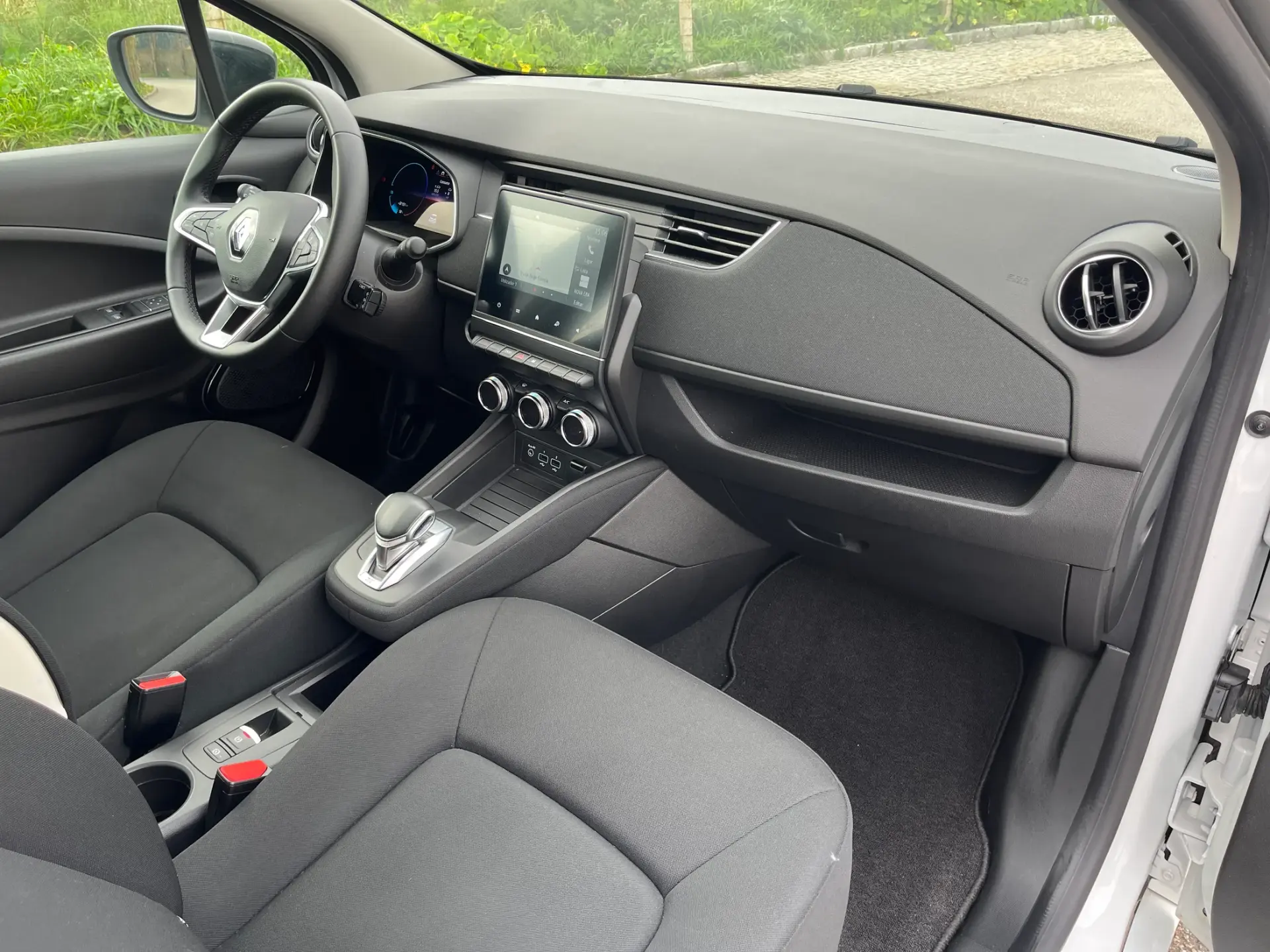 Renault Zoe (c/ Bateria) Intens 50 27