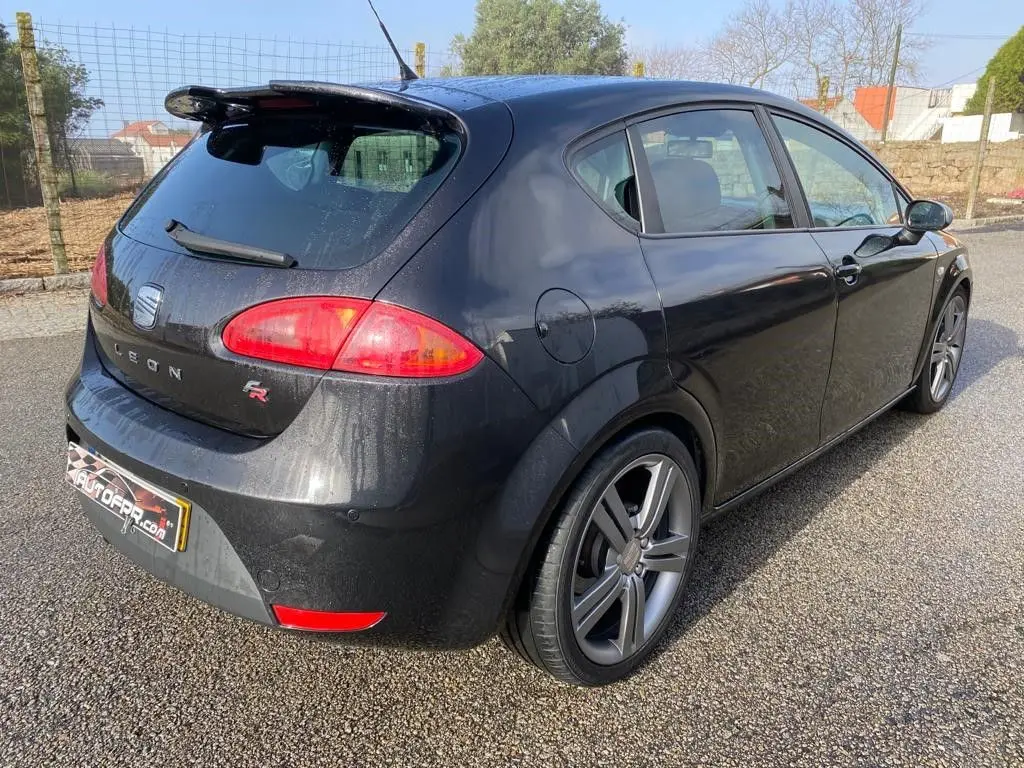 SEAT Leon 2.0 Tdi FR DSG 10