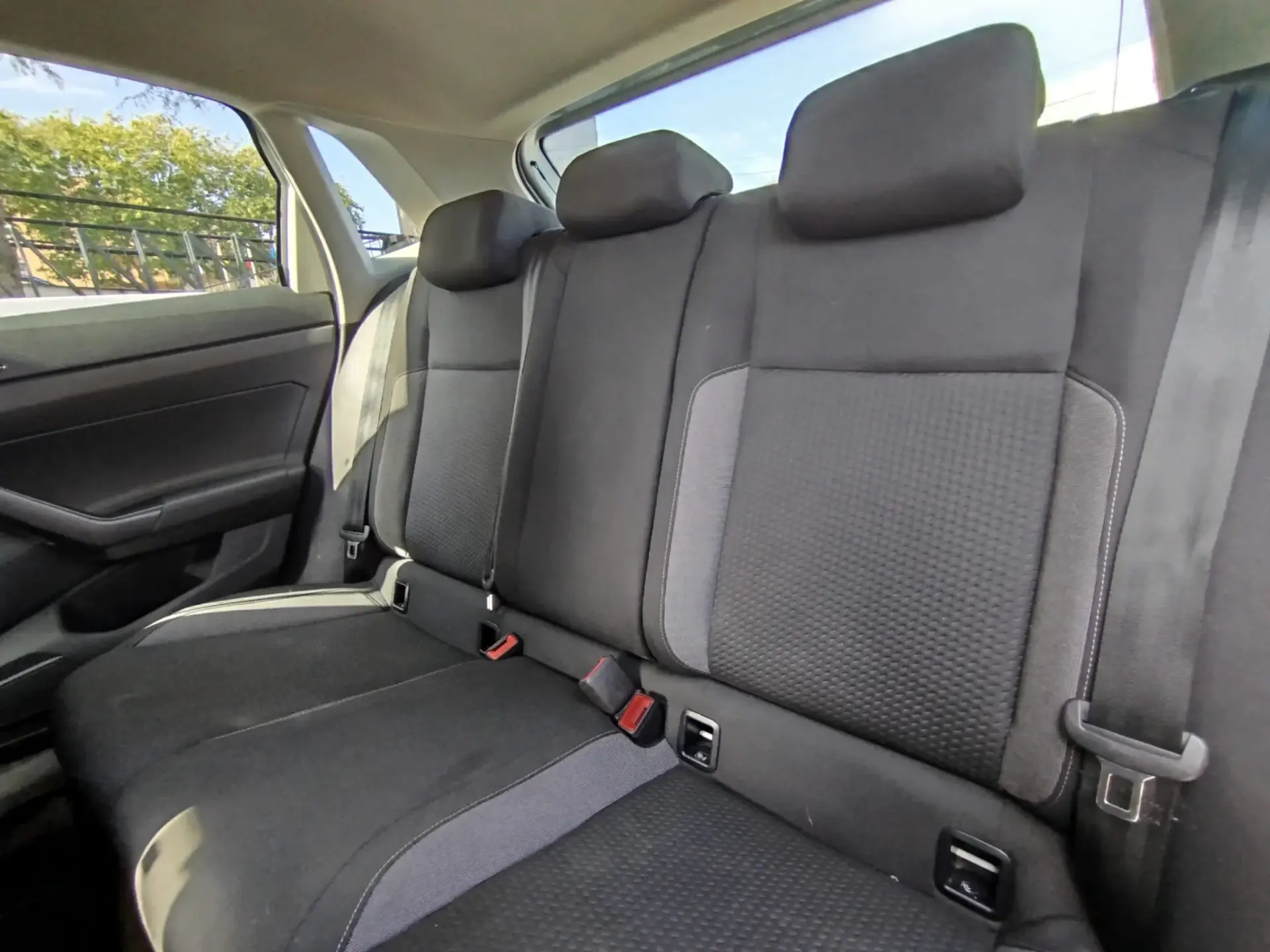 Volkswagen Polo 1.0 TSI Urban 8