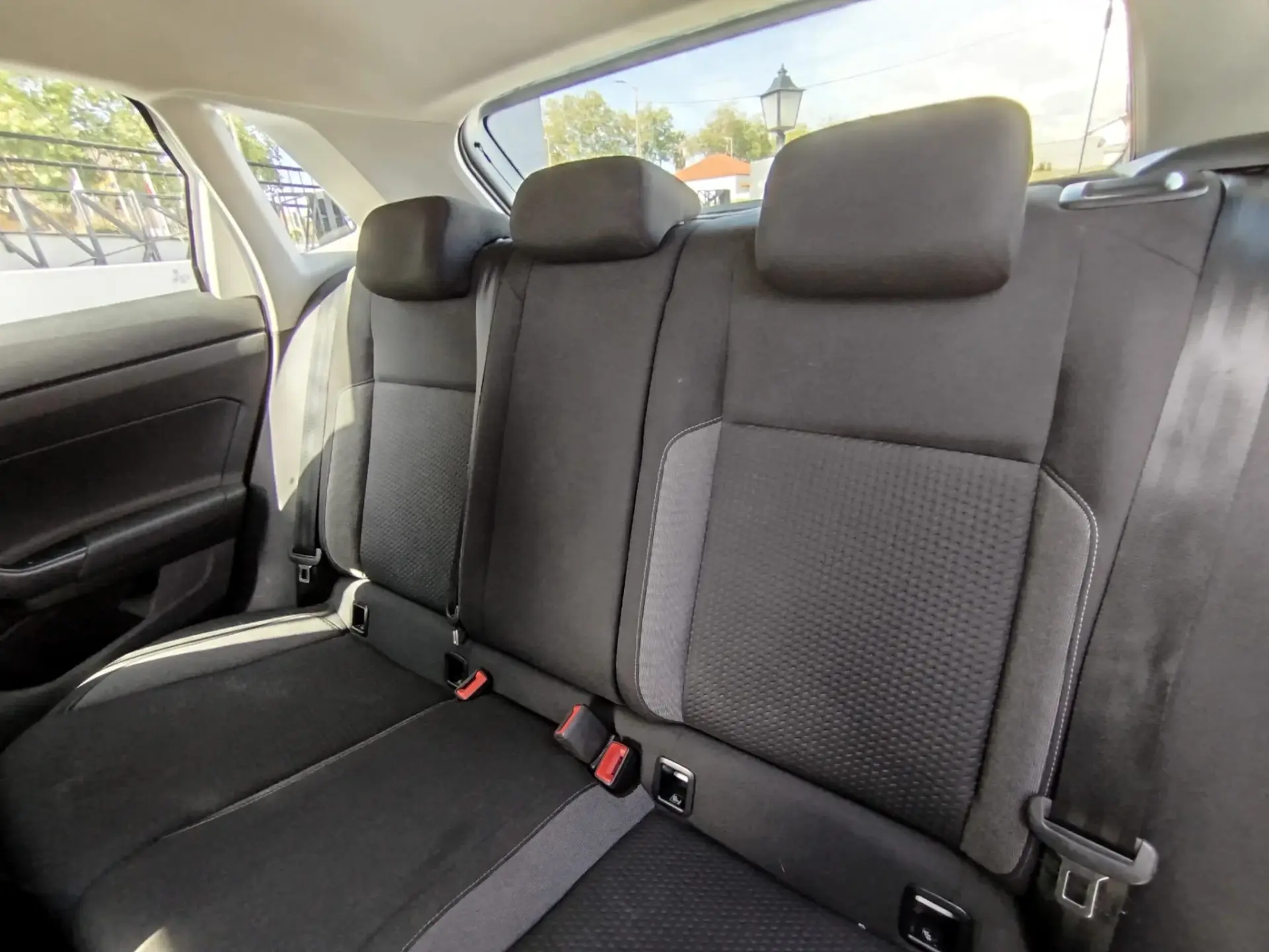 Volkswagen Polo 1.0 TSI Urban 16