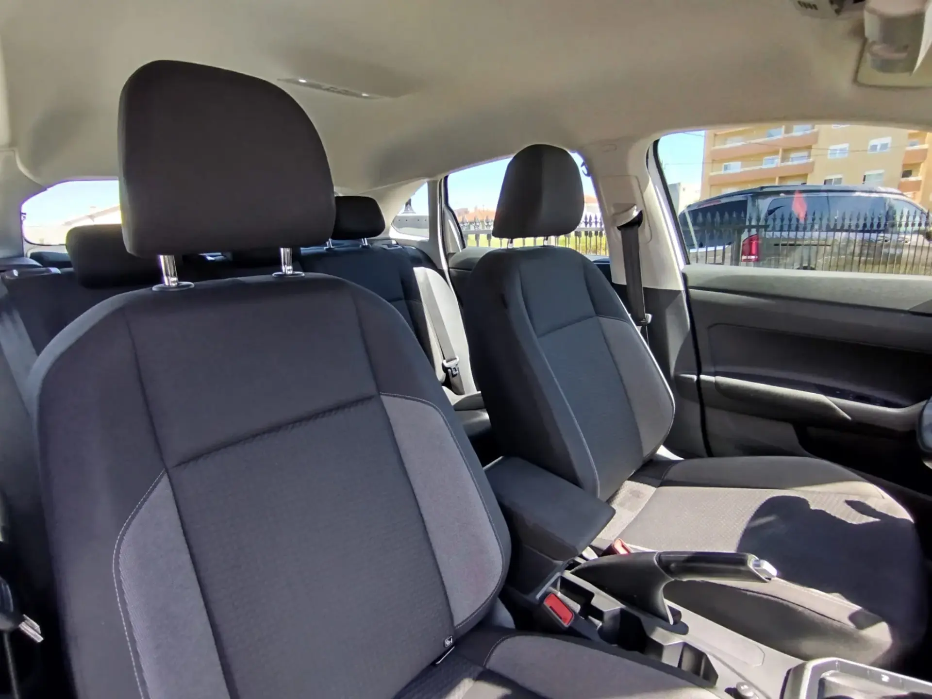Volkswagen Taigo 1.0 TSI Urban DSG 19