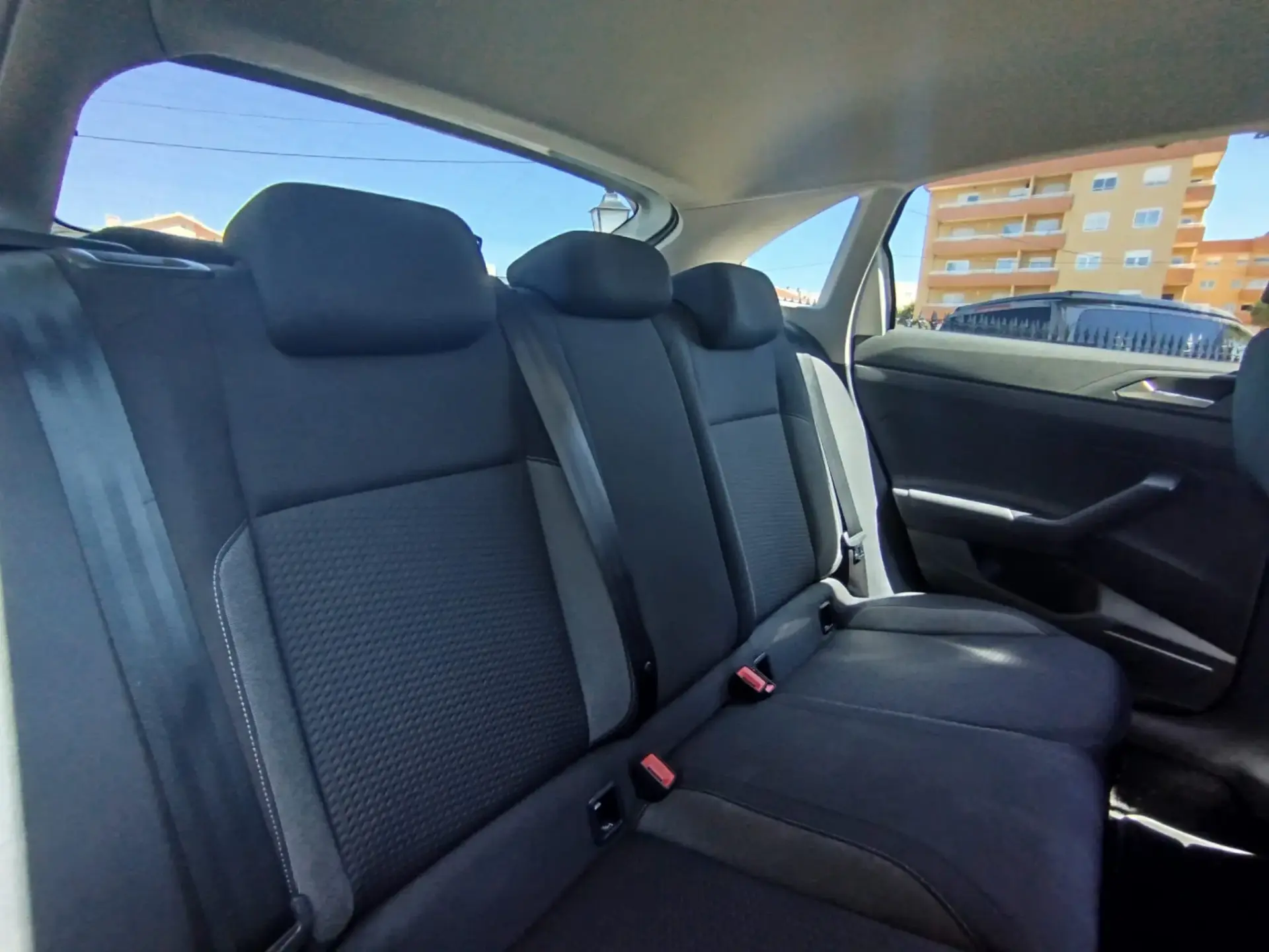 Volkswagen Taigo 1.0 TSI Urban DSG 31
