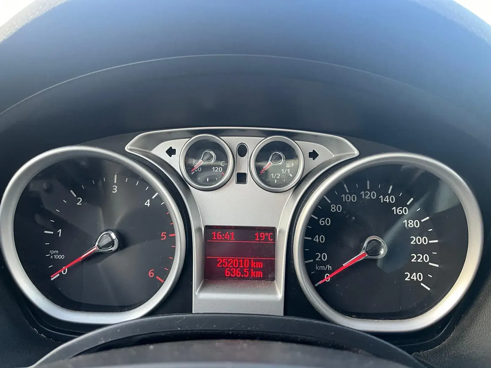 Ford C-Max 1.6 TDCi Trend 11