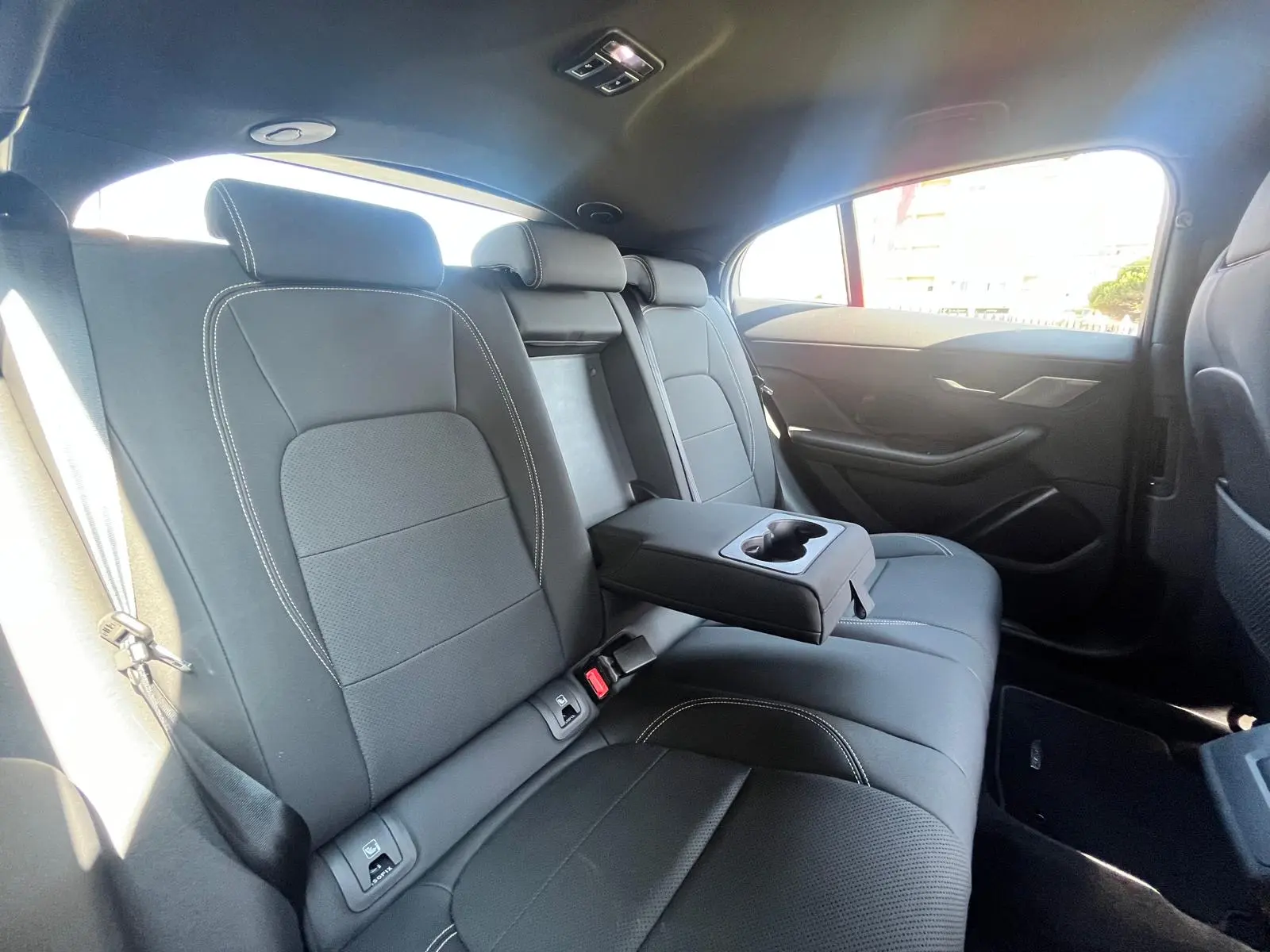 Jaguar I-Pace Black AWD Aut. 32