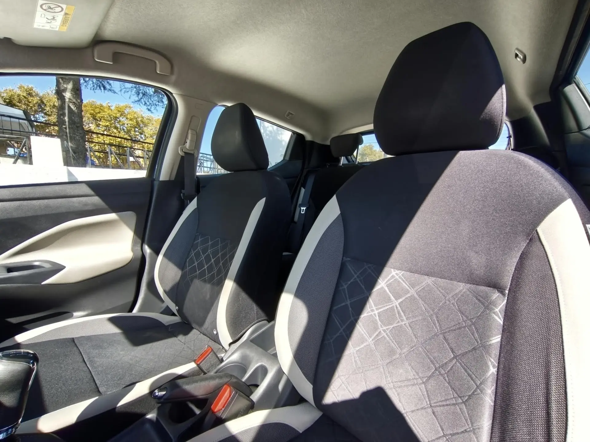 Nissan Micra 1.5 dCi N-Connecta Moonlight S/S 13