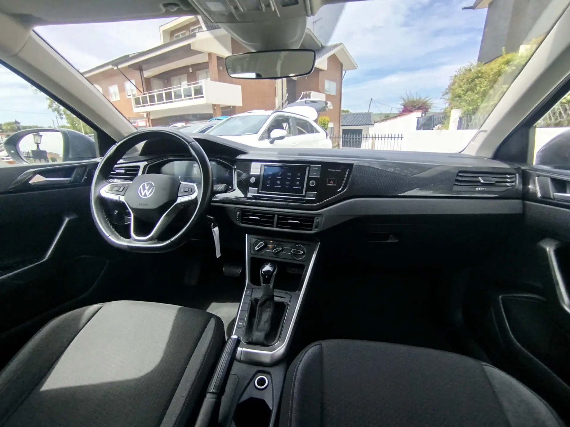 Volkswagen Taigo 1.0 TSI Urban DSG 14