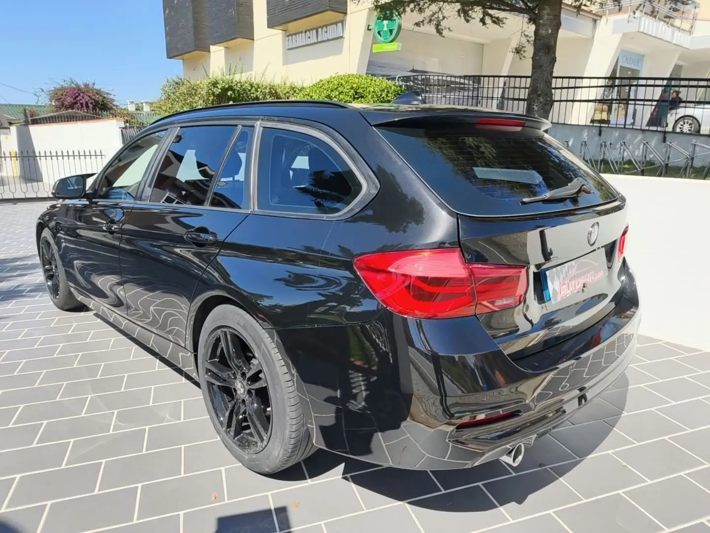 BMW 318 i Sport Line 3