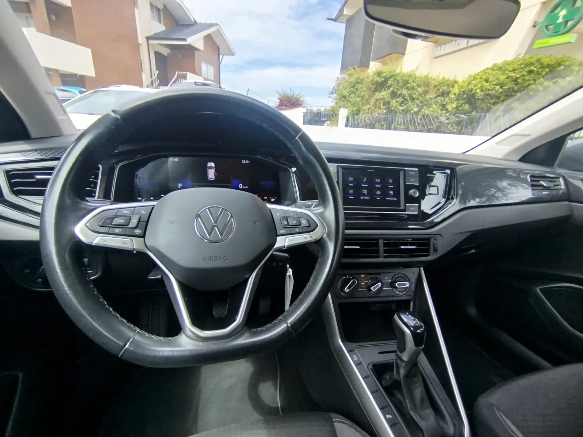 Volkswagen Taigo 1.0 TSI Urban DSG 19
